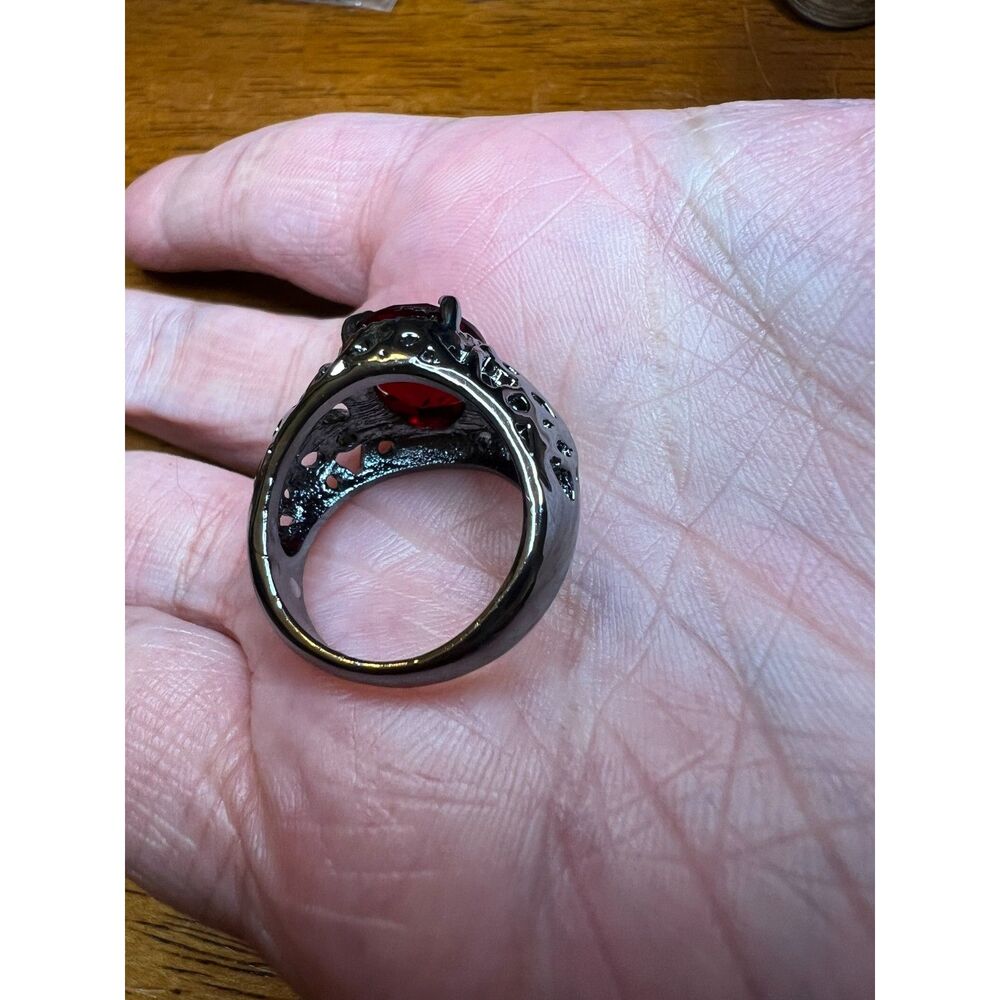 Ruby Simulant Ring, Size 6.5 - Picture 3 of 3